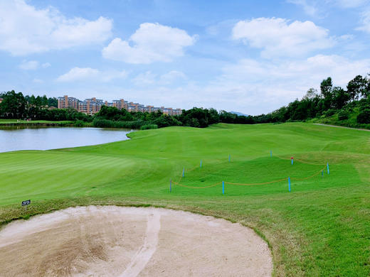 广东佛山云东海高尔夫球会 商品图1