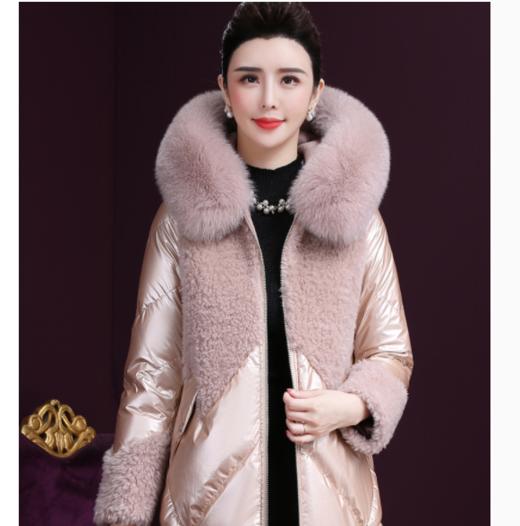 WXY  W-RZ-6836W新款连帽超大狐狸毛领羽绒服 商品图0