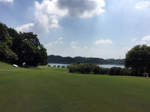 湖南益阳梓山湖高尔夫球会 商品图1
