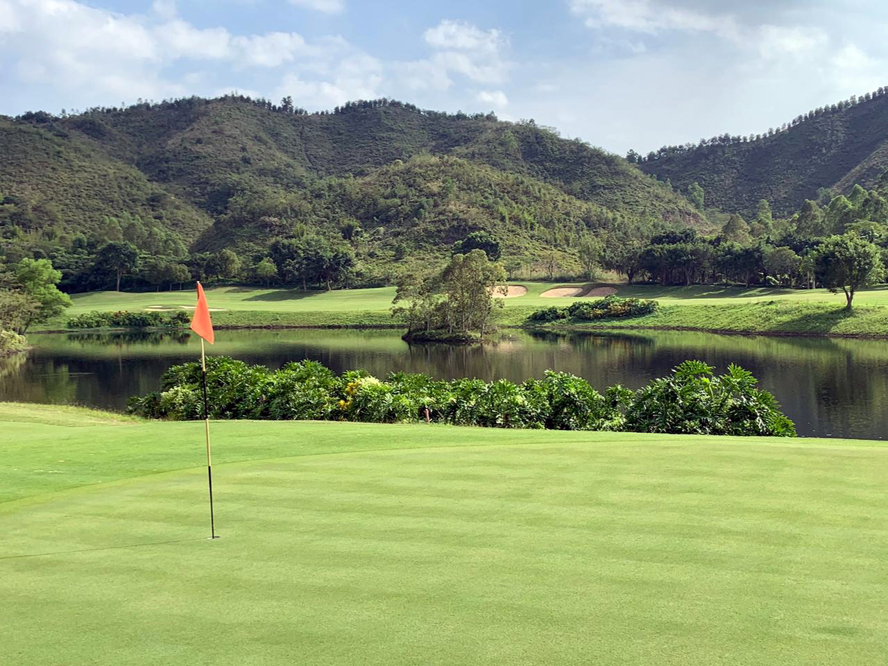 广东潮州万泉湖高尔夫球会