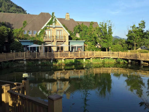 浙江安吉龙王溪高尔夫球会 商品图0