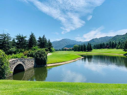 陕西西安秦岭国际（原亚建）高尔夫球会 商品图1