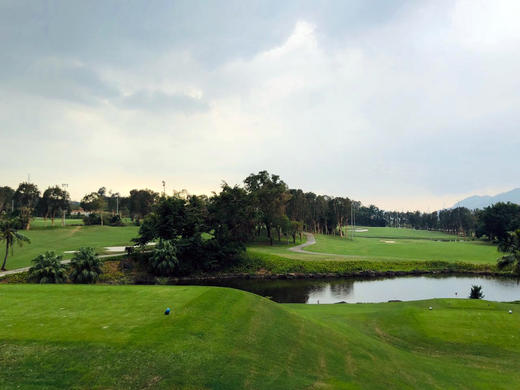 广东东莞银利外商高尔夫球会 商品图0