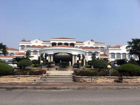 上海新天鸿名人高尔夫球会