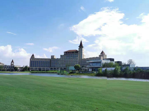 上海美兰湖高尔夫球会（尼克劳斯场） 商品图0