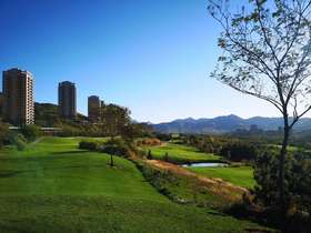 山东南山丹岭 翠谷高尔夫球场