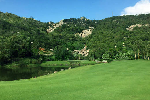 广东汕头潮汕高尔夫球会（原中信汕头） 商品图0