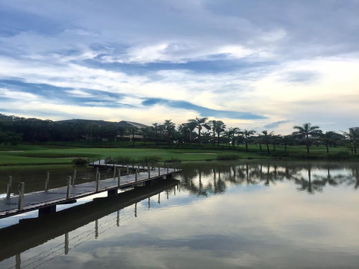 广东广州莲花山高尔夫球会 商品图2