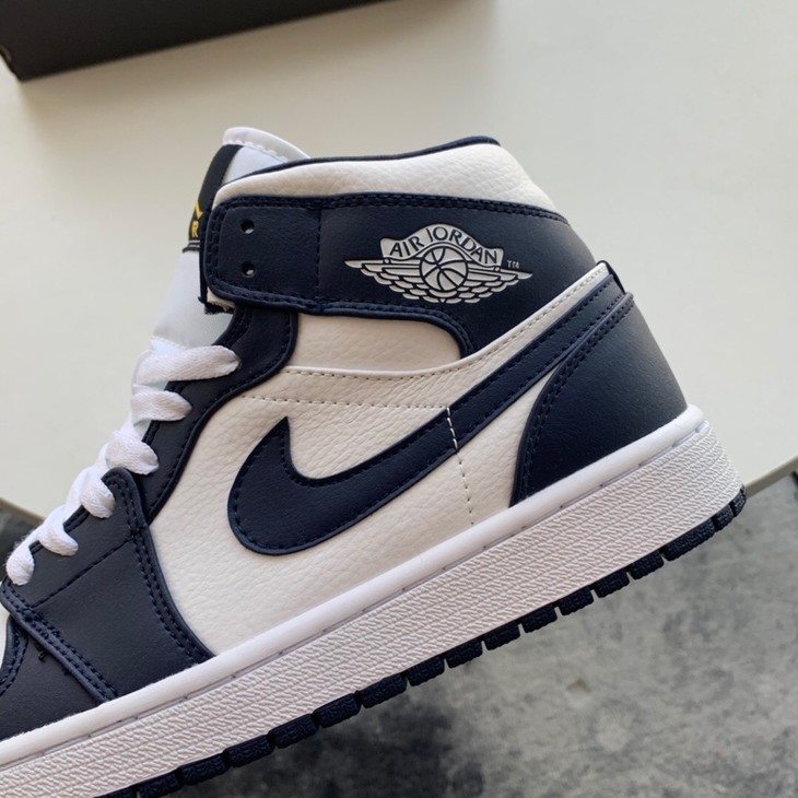 pairjordan1aj1飞翼logo休闲运动舒适高帮篮球鞋情侣款
