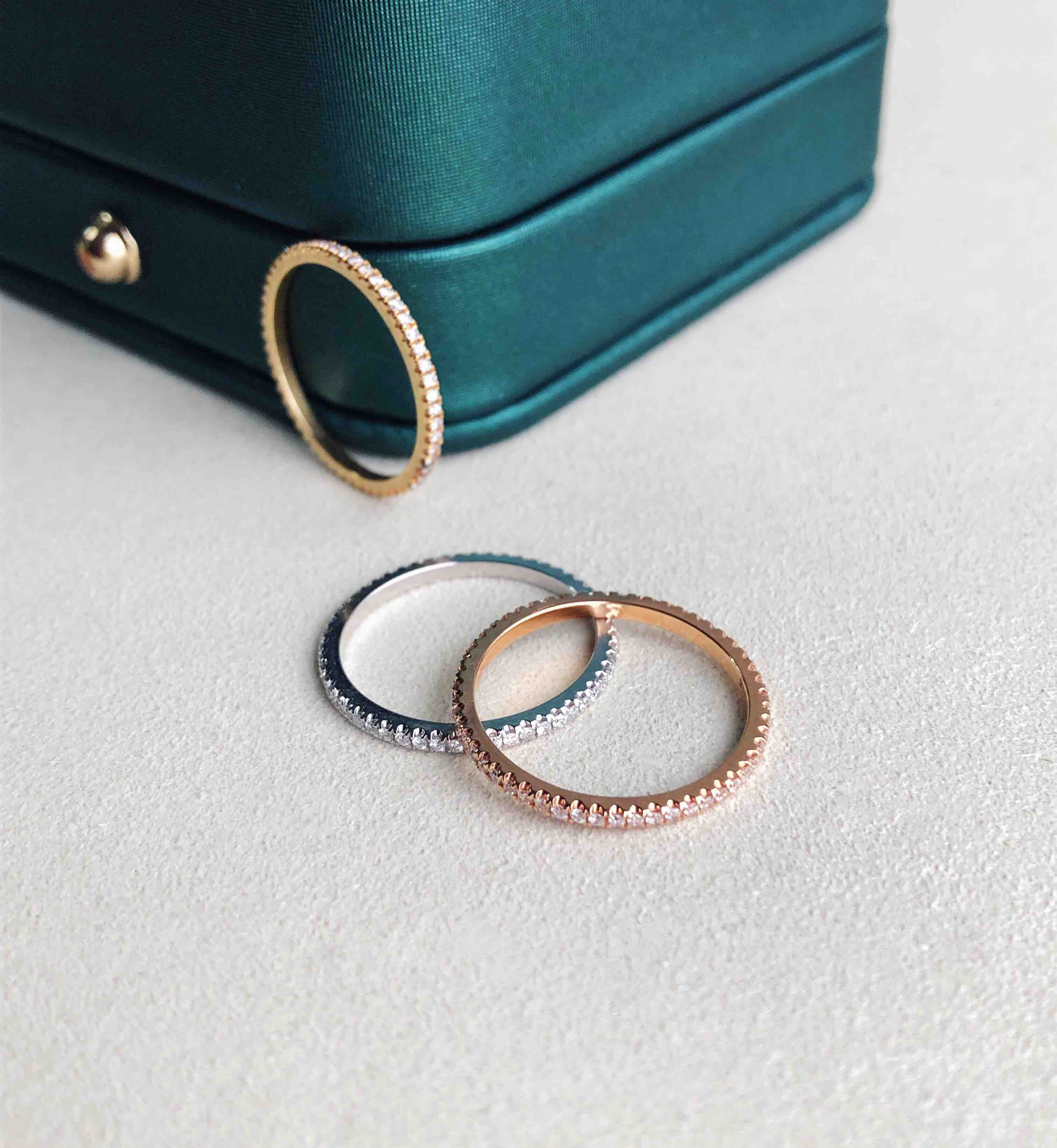 classic系列18k满镶钻石尾戒一组黄白玫瑰金色各一件