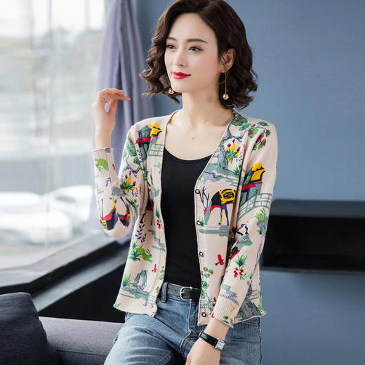 FCY YS208812宽松针织印花毛衣短款 商品图0