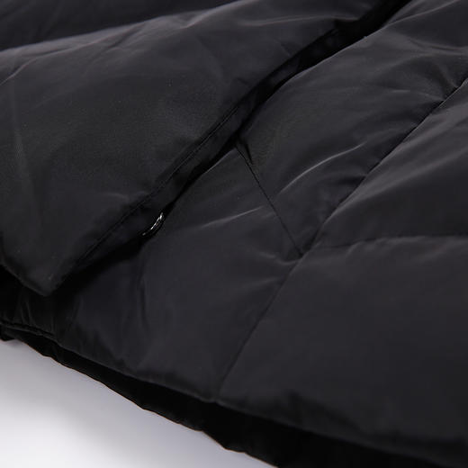 EITIE爱特爱冬季新款长款过膝气质修身加厚保暖羽绒服外套女5211909 商品图3