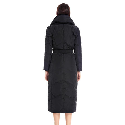 EITIE爱特爱冬季新款长款过膝气质修身加厚保暖羽绒服外套女5211909 商品图1