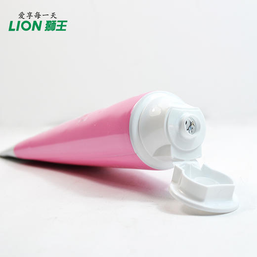 【品牌直发】包邮！LION狮王花语白樱花美白专业防蛀牙膏140g*3支装 商品图3