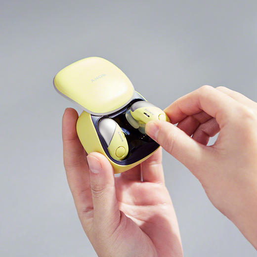 索尼wf-sp700n无线蓝牙耳机