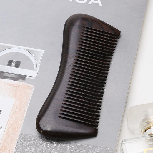 初心| 实木质感中齿无柄梳猫形整木梳梳子 商品图0