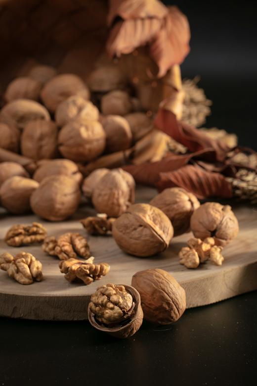 新疆阿克苏185纸皮核桃 个大皮薄 手捏可破 核桃中的极品 天然养成 清香浓郁 营养丰富 |百里食 商品图3