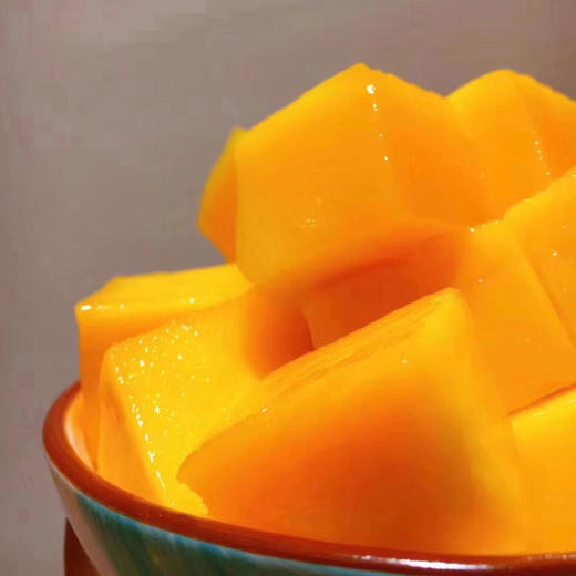 🥭炒鸡好的水仙芒，芒果中的极品，香如清雅的水仙花🌸咬下去丰盈的水分和甜蜜的味道刺激着味蕾，是每一个姑娘心中的圣果。6只精装 商品图0