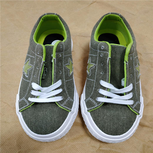 【36码】20年1月9号yz-3247样板鞋 微脏鞋边剪裁不对称 微瑕疵 帆布鞋