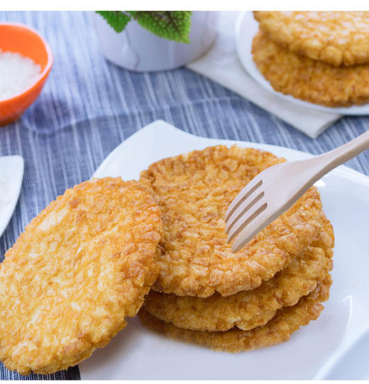 旺旺 饼干糕点组合大礼包     旺旺大礼包丰富的产品组合，极富寓意的品牌，传达送礼人的美好祝福，更让受礼者在感受“旺意”的同时，享受到旺旺的经典美食。JPY带授权招加盟代理 商品图11