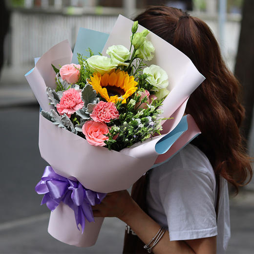 混搭小花束年会颁奖献花团体订花生日礼物告白送花上门(量大从优)