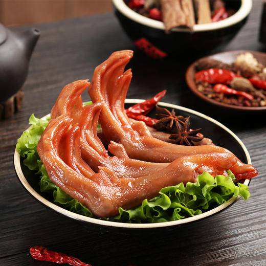 【追剧必备】藤桥牌精品大鸭掌125g！酱香/香辣｜网红零食 商品图2