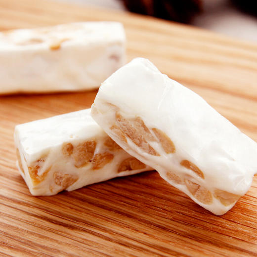 大白兔花生牛轧糖 糖果点心 风味手工奶糖甜点 休闲零食 独立小包装 454g 商品图1