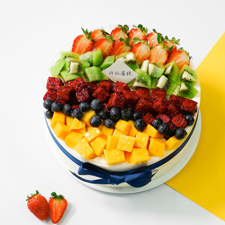 缤纷水果蛋糕