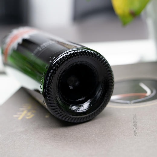 麓鹊酒庄副牌干红葡萄酒lucedellavitelucenteigt2015