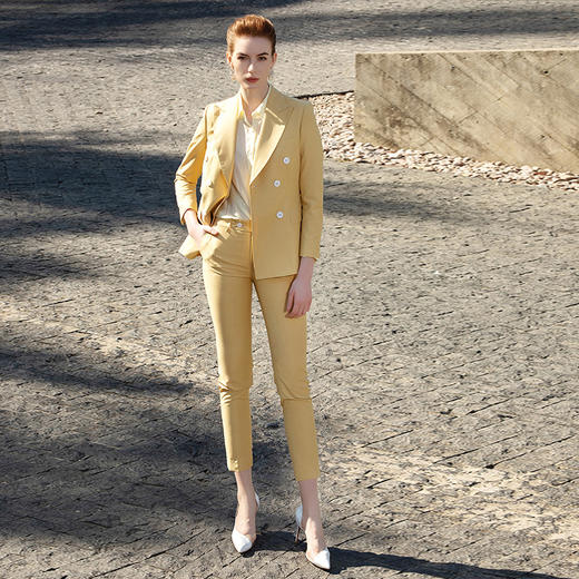 IWY/淡黄色西装套装201041CP1 商品图0
