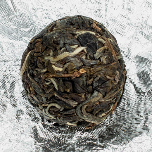 【私品级曼松】王子和山 2019年老树头春纯料普洱生茶/龙珠12颗/皇家茶园 商品图5