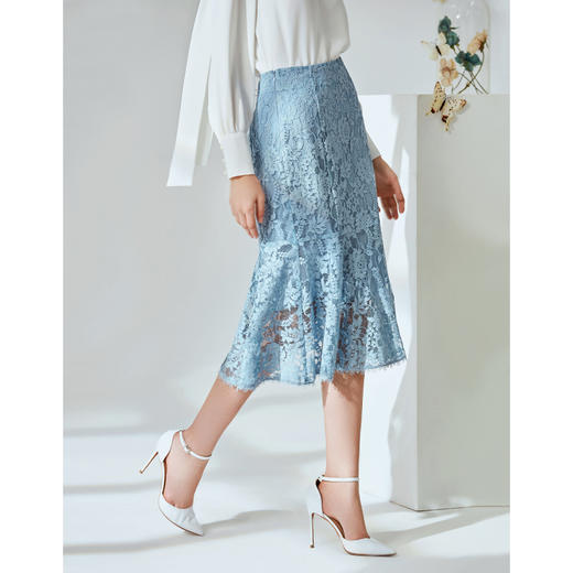 EITIE爱特爱春季新款通勤时尚纯色包臀鱼尾蕾丝钩花半身裙女A2006409 商品图3