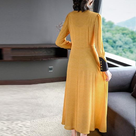 NYL-133521新款时髦修身显瘦法式小众很仙女的中长款过膝连衣裙 商品图3