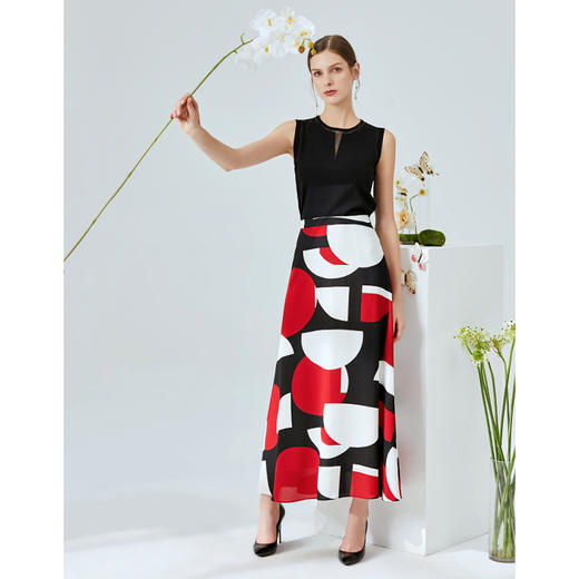 EITIE爱特爱春季秋新款个性撞色时尚显瘦修身百搭半身裙女长裙6106801 商品图1