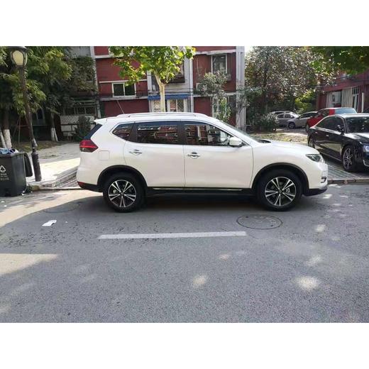 【特价月租-北京】日产 奇骏 2.5L CVT豪华版 4WD 商品图3