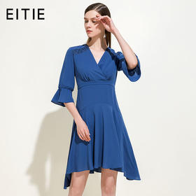 EITIE爱特爱女装夏季新品荷叶短袖收腰不规则时尚V领连衣裙5907634