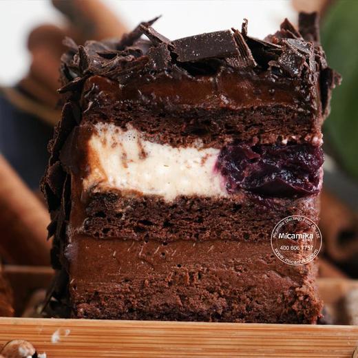 黑森林巧克力蛋糕