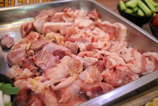 梅花洲地锅鸡，柴火烹饪味更浓！请至少提前一天16:00前下单，并电话预约用餐时间 商品图2