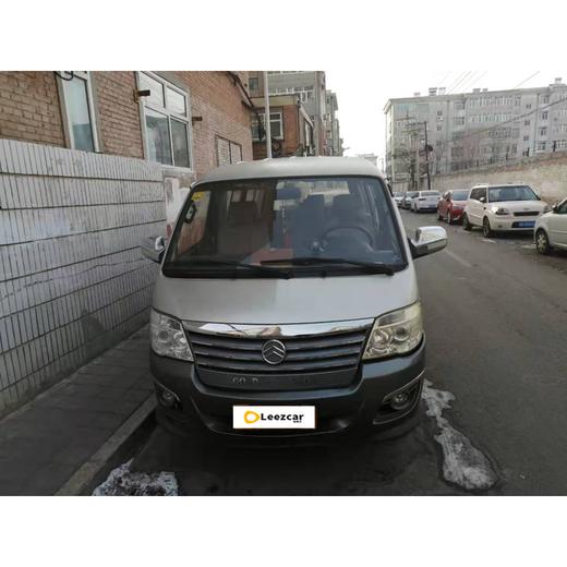 【月租-北京】金旅 海狮 2.2L 标准轴 高级版 商品图1