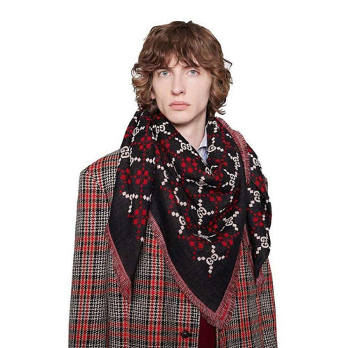 gucci双面双g走秀款大方巾货号127420