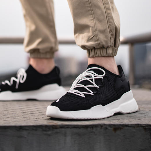 清仓特卖045期 |飞织网面袜套鞋 商品图1