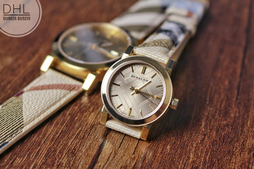 原单巴宝莉Burberry  Bu9026/Bu9219
表壳：316L精钢
机芯：原装瑞士石英
表带：进口牛皮
表镜：矿物强化玻璃 商品图4