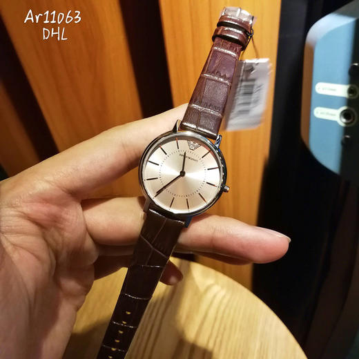原单Armani阿玛尼 Ar11063
机芯：进口石英机芯
表壳：316精钢
表镜：矿物质玻璃 商品图2