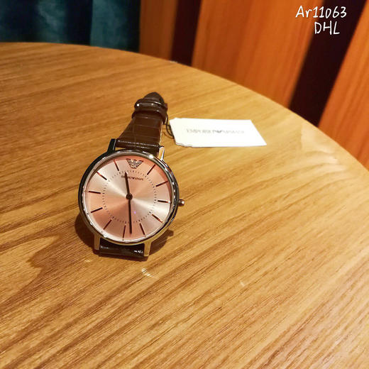 原单Armani阿玛尼 Ar11063
机芯：进口石英机芯
表壳：316精钢
表镜：矿物质玻璃 商品图3