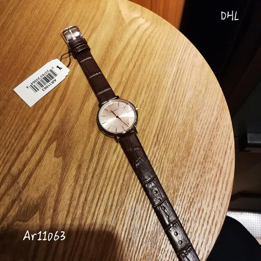 原单Armani阿玛尼 Ar11063
机芯：进口石英机芯
表壳：316精钢
表镜：矿物质玻璃 商品图0