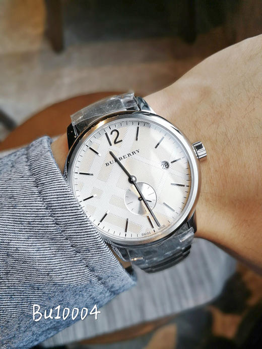 原单巴宝莉Burberry Bu10004
机芯：原装瑞士石英金机
表壳：316L精钢
表带：316L精钢
表镜：强化矿物质玻璃 商品图7
