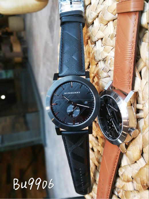 原单巴宝莉Burberry Bu9906
机芯：原装瑞士石英金机
表壳：316L精钢
表带：优质进口牛皮 商品图4