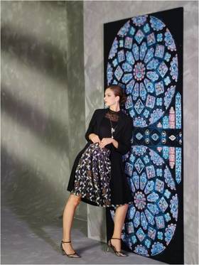 【伯妮斯茵】3B6213--蓝色半裙--太阳窗的幻想--《因汉而生--哥特》