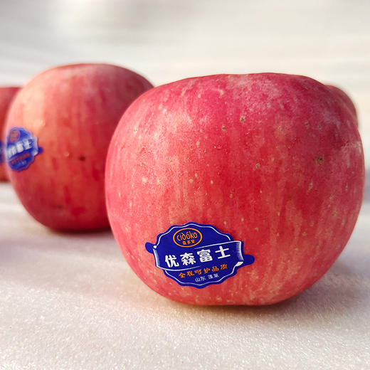 【喜多果】喜多果，优森红富士苹果，色泽鲜艳，个头匀称，口感脆甜爽口，送礼自吃！ 商品图3