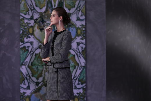 【伯妮斯茵】 3B6234--半裙--帝王厅的天堂--《因汉而生--哥特》 商品图4